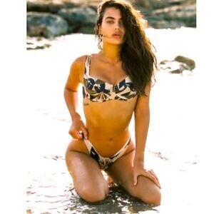 NWT L*Space Camellia Cabana Bikini Set Sugar and Spice small